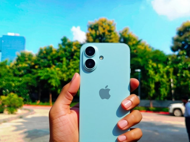 iPhone 16 drops to Rs 39,990 in Croma Black Friday deal as Amazon offers Rs 66,900 ahead of Nov 28 sale